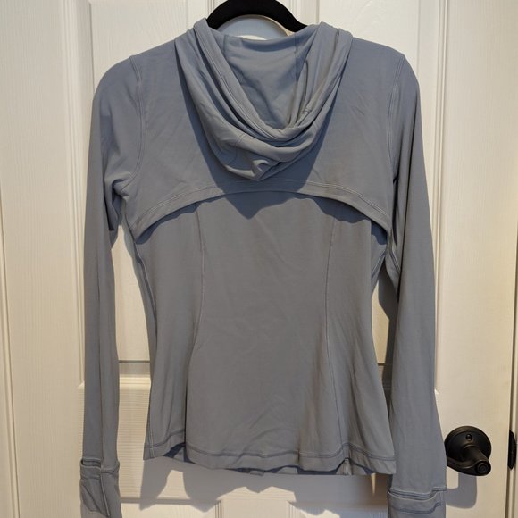 Hooded Define Jacket Nulu - Lululemon (size 8 in Water Drop) - Picture 6 of 8